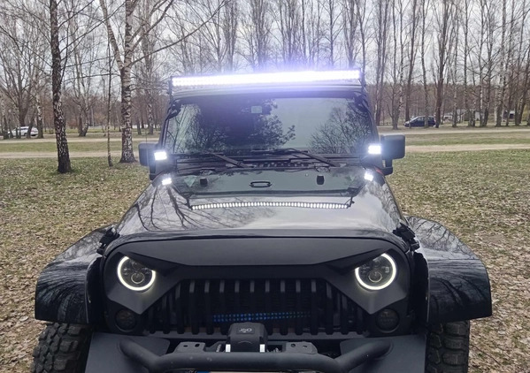 Jeep Wrangler cena 135000 przebieg: 78600, rok produkcji 2013 z Zgierz małe 211